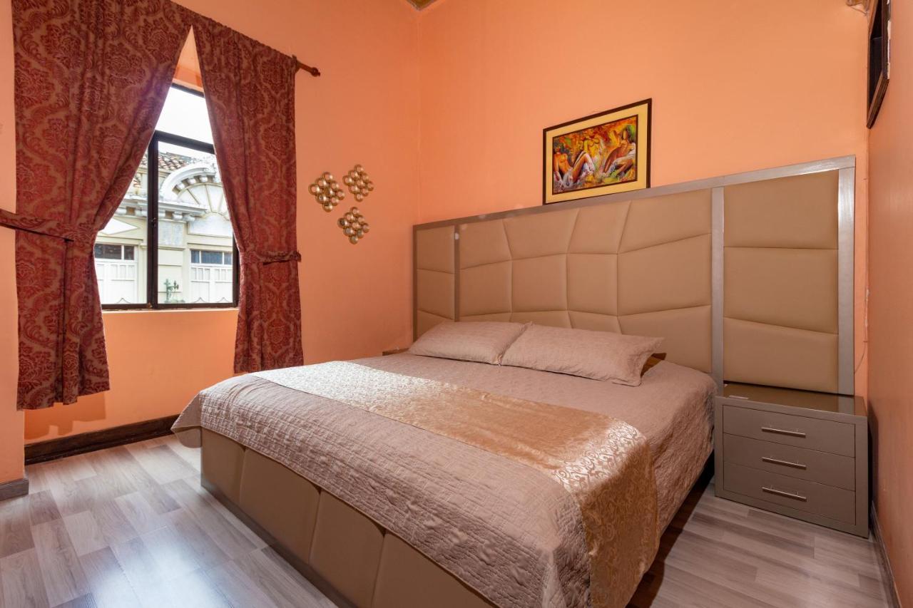 קואנקה Hotel Majestic 1 מראה חיצוני תמונה